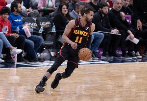 2025世俱杯投注-特雷-杨次节4中4得13分 全场18中7得19分12助 正负值全场最低